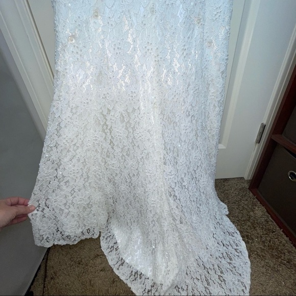 David’s Bridal Galina S8551 Allover Beaded Lace Sheath Empire Waist Strapeless - Picture 7 of 17